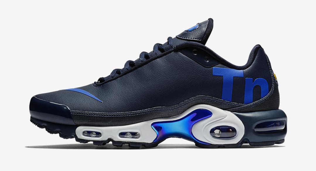 air max plus big logo