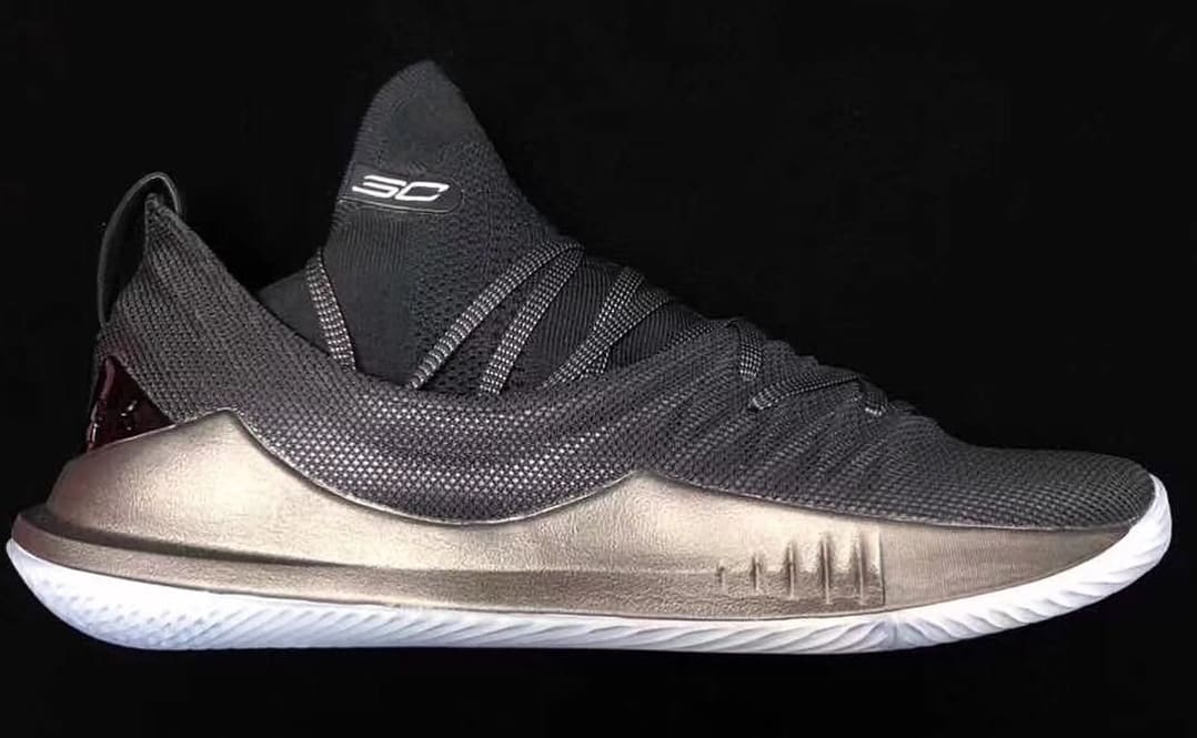 black and white curry 5