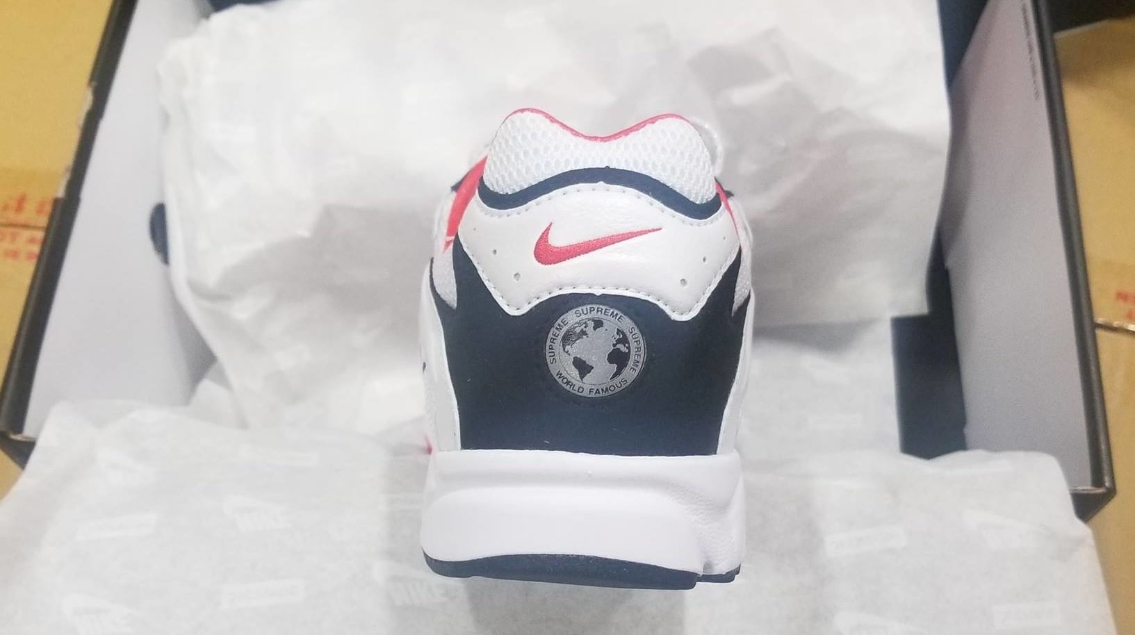 supreme x nike zoom streak