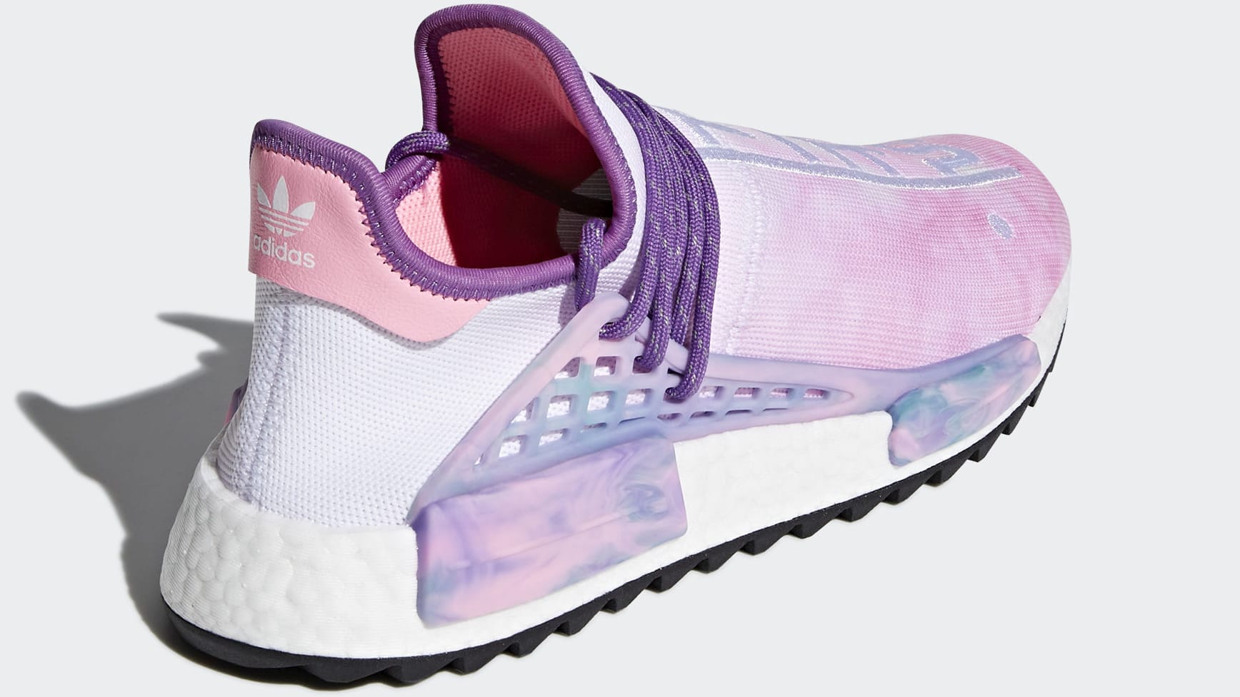 pharrell nmd hu holi