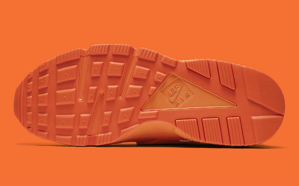 Nike Air Huarache Run Chicago Orange Release Date AJ5578-800 Sole