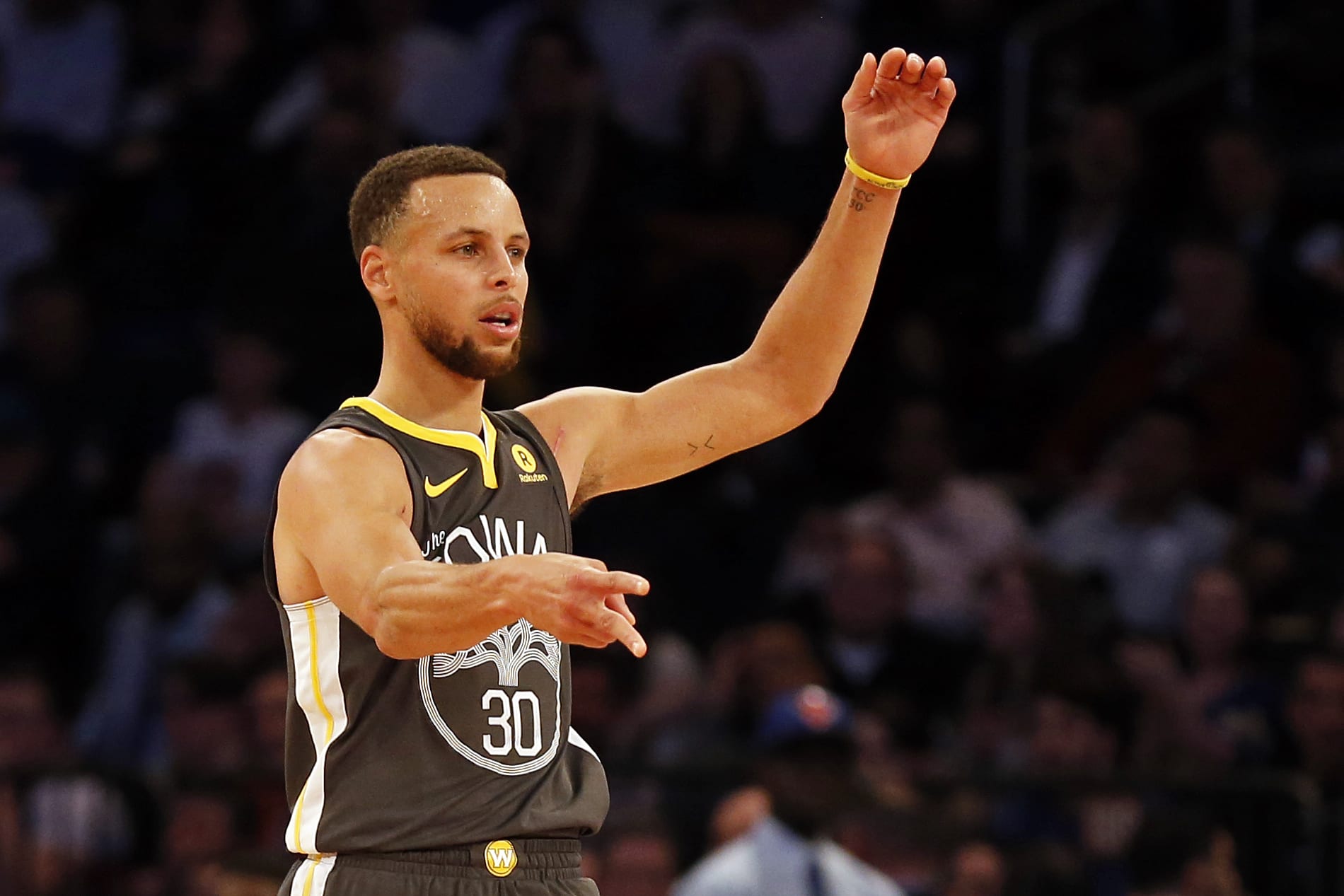 How Steph Curry's 54-Point Performance at Madison Square Garden Ignited ...