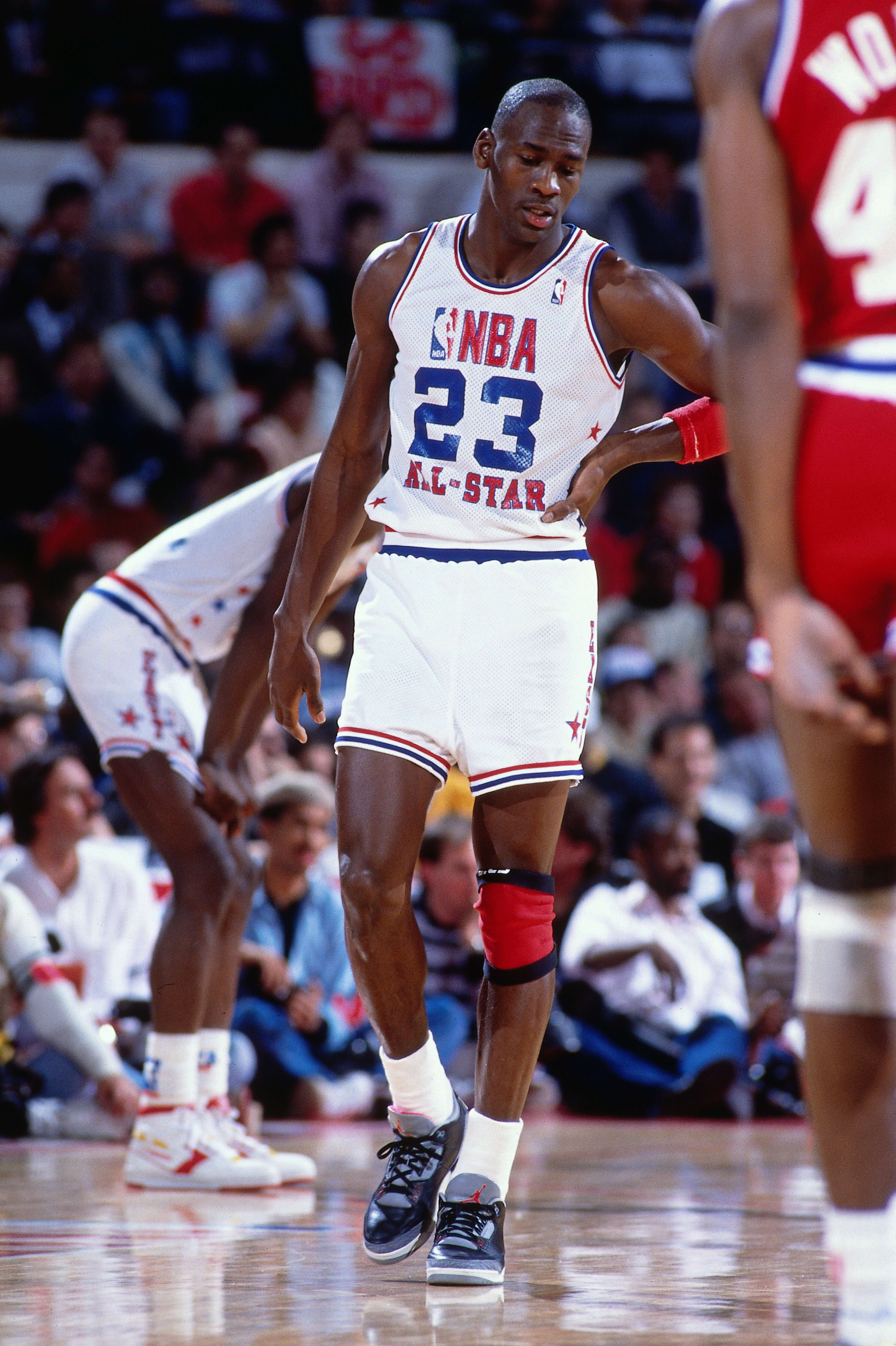 michael jordan wearing jordan 3 black cement