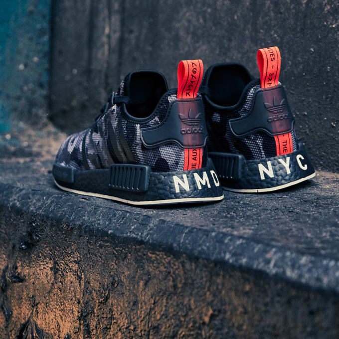 stor Kabelbane Feed på adidas and Foot Locker Europe Combine for the NMD 'Printed Series' Inspired  by London and NYC | Complex UK