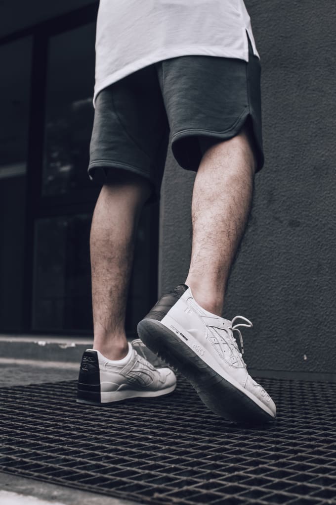 asics kayano womens size 11