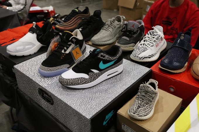 sneaker con toronto