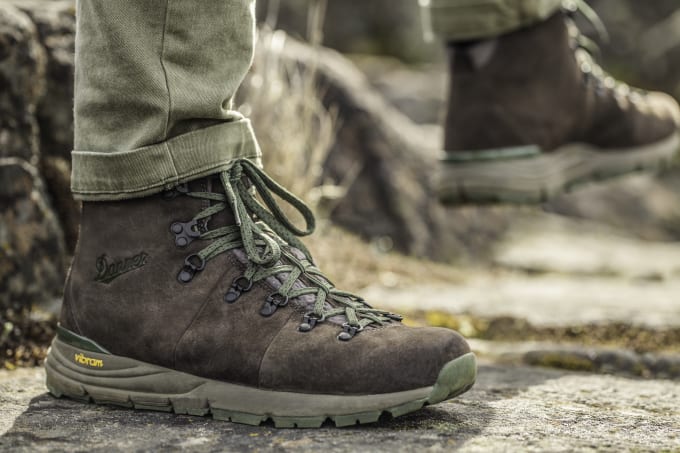 danner feather light 917