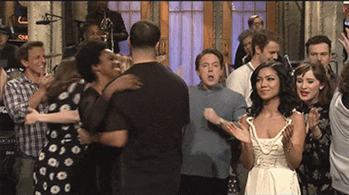 drake_hug_snl