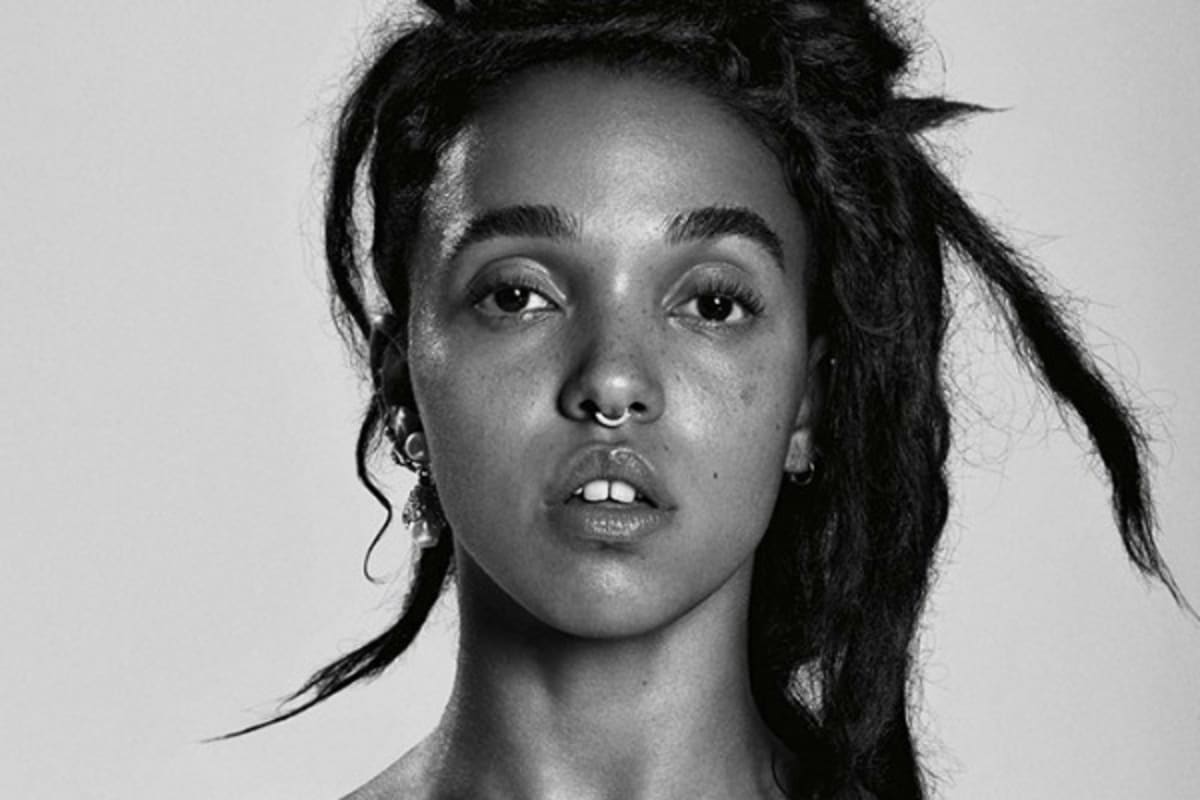 Fka twigs calvin klein. FKA Twigs. Kiraso'FKA. FKA Twigs Future Holy Terrain. FKA Twigs posing.