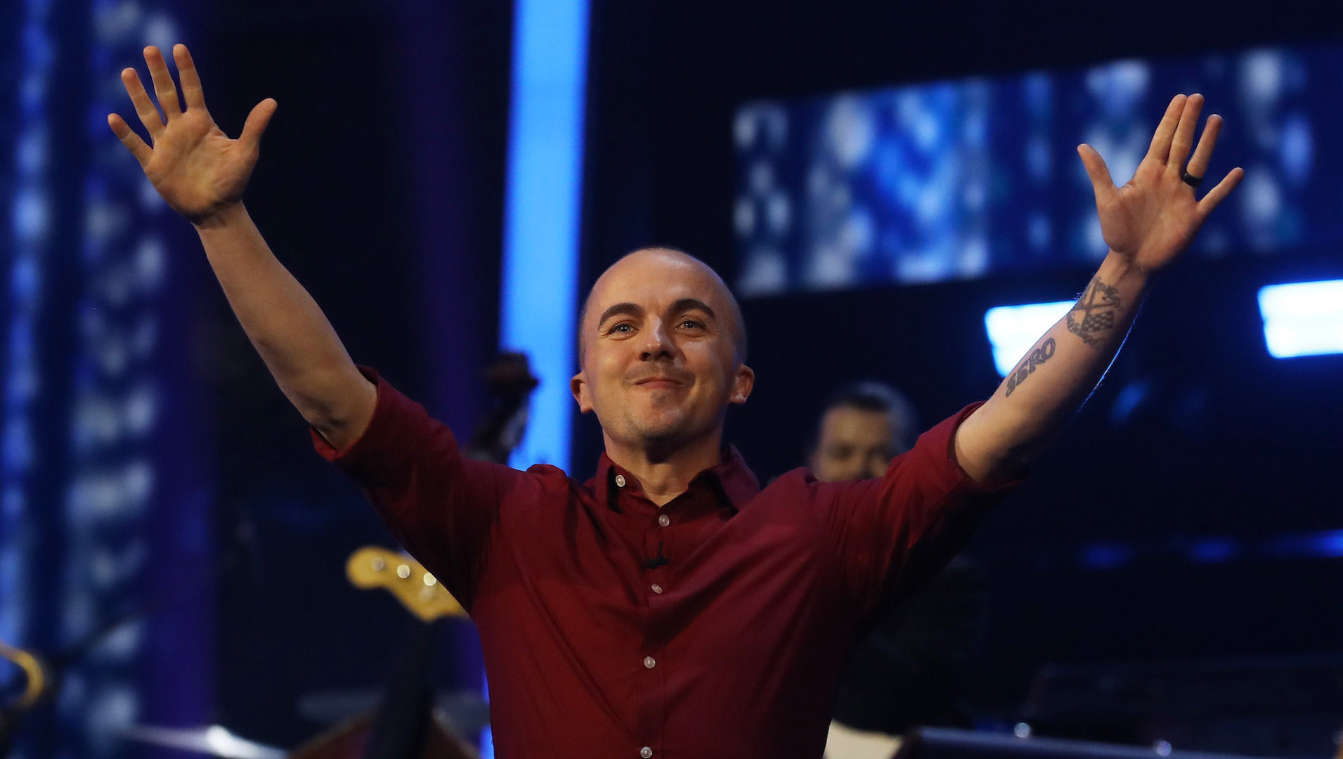 Frankie Muniz Says Bryan Cranston Is Scripting a Potential 'Malcolm. 
