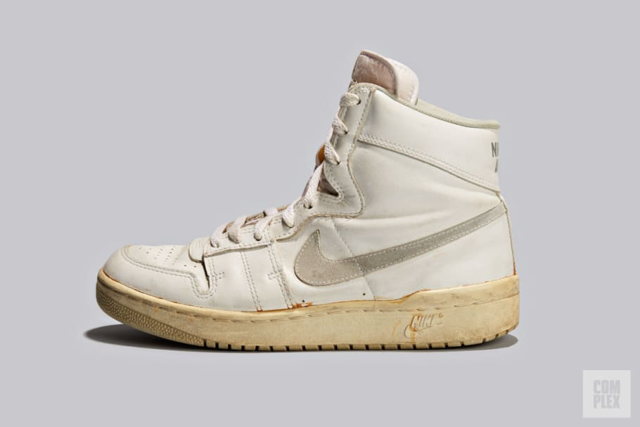 Deber en cualquier momento bicapa Jordan's 'Banned' Nike Air Ship: Most Valuable Sneaker on Earth | Complex