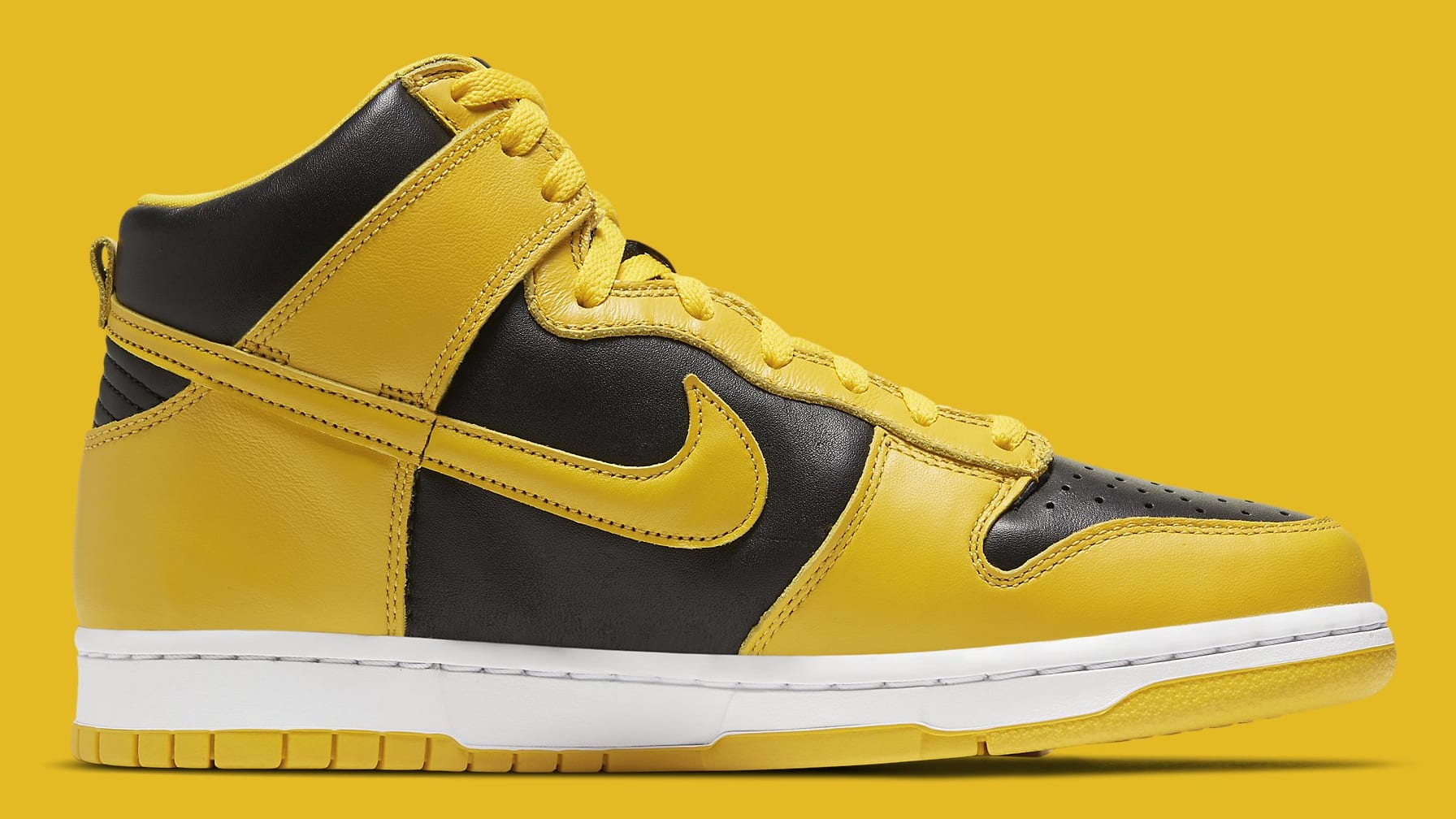 nike dunk high goldenrod