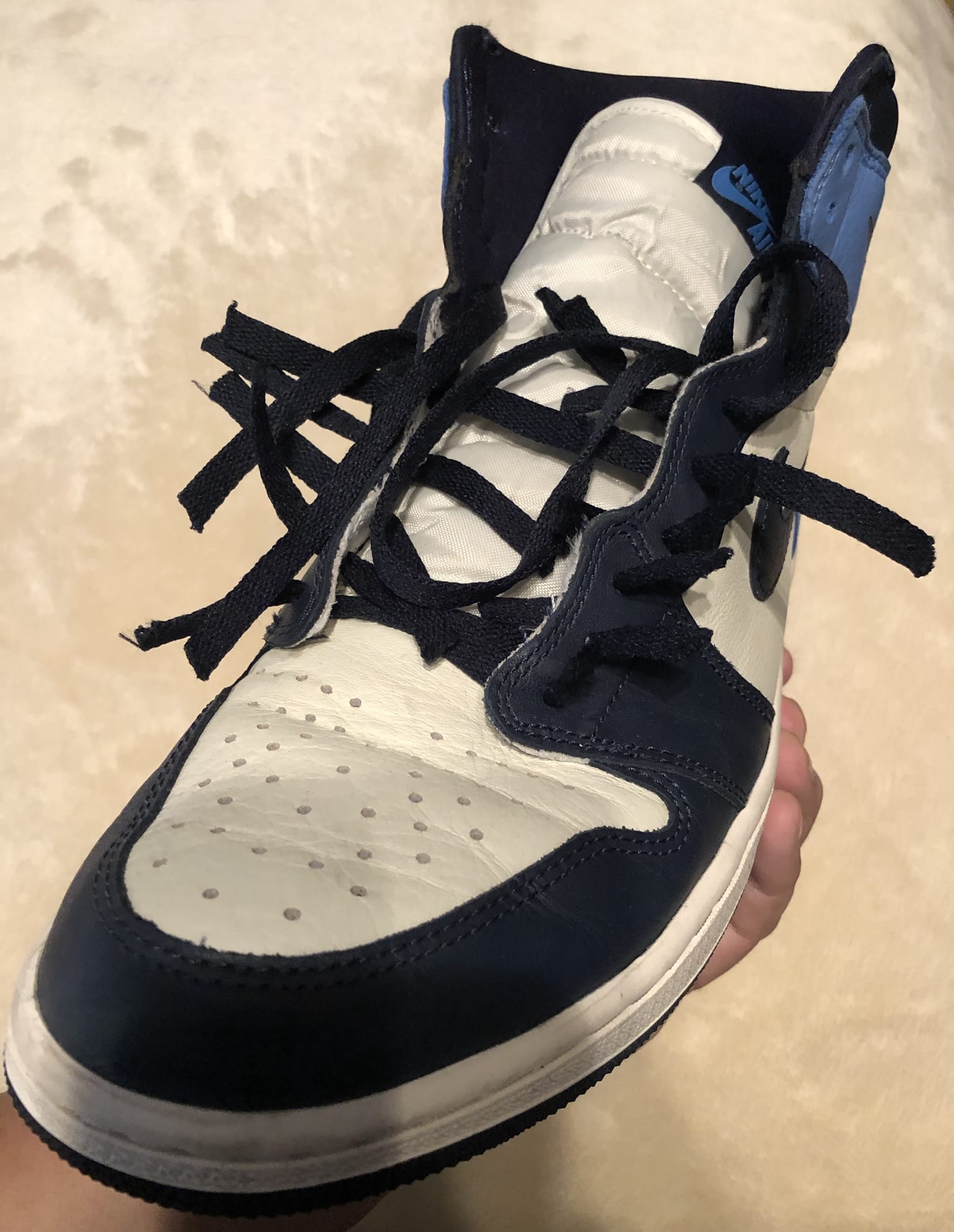 jordan 1 obsidian with white laces