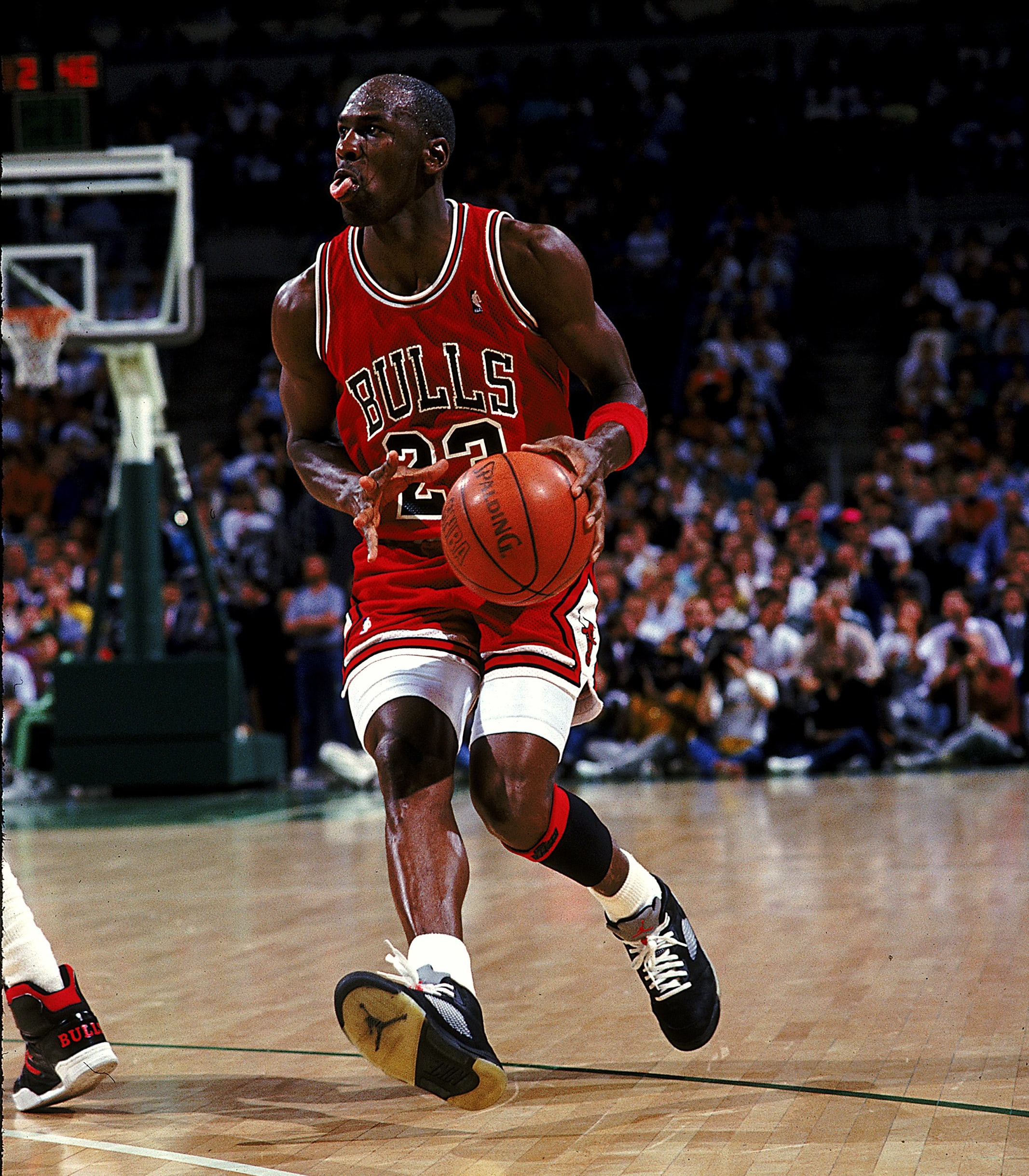 michael jordan wearing retro 5