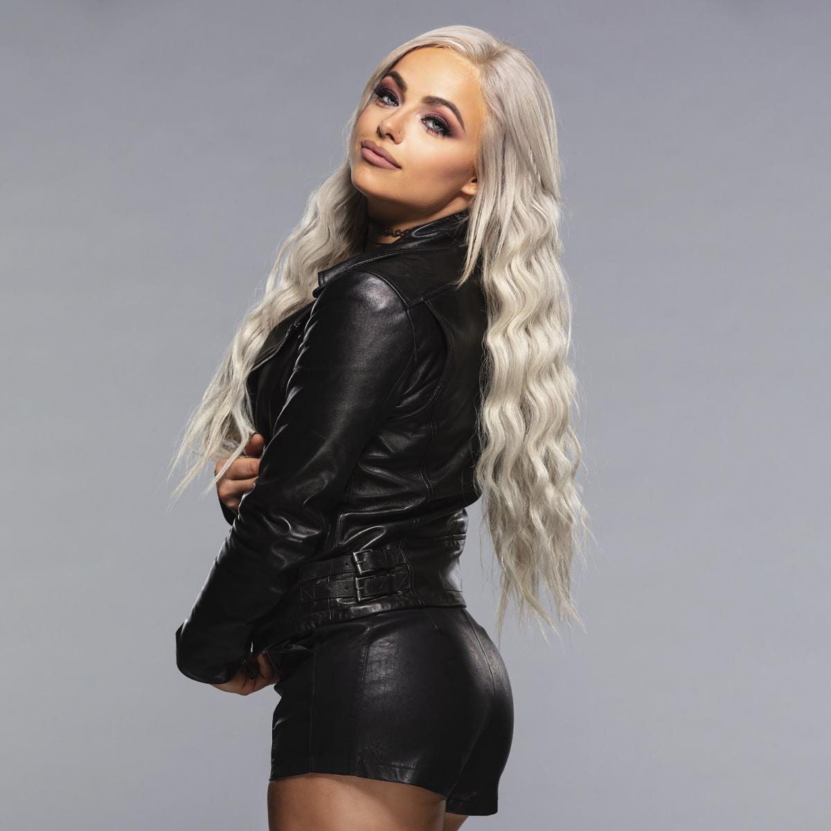 wwe liv morgan figure