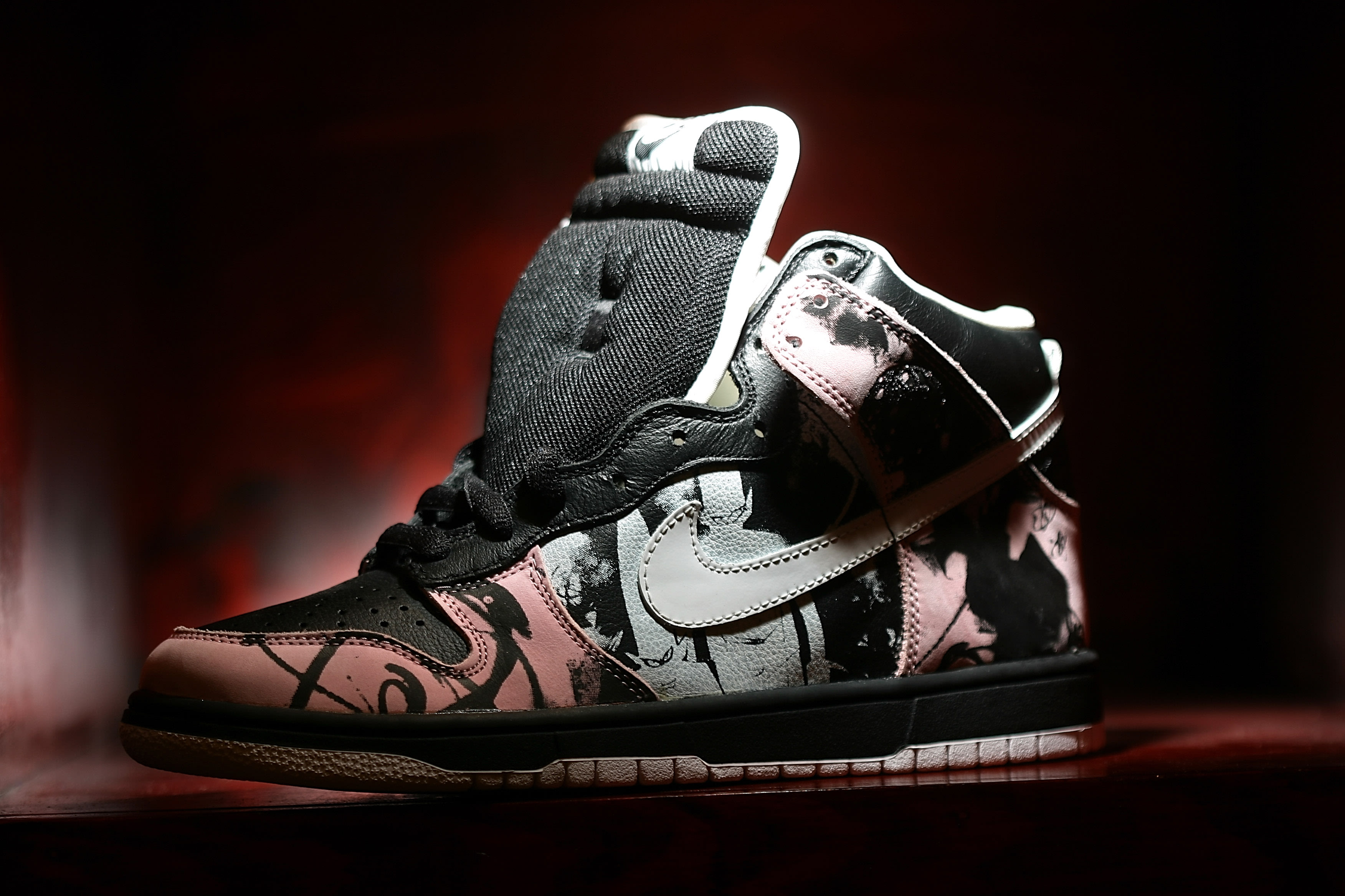 why are nike dunks so hard to find