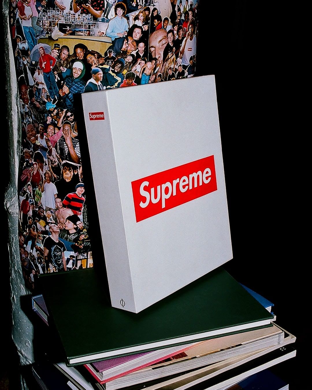 Supreme - Supreme (Vol 2) Bookの+spbgp44.ru