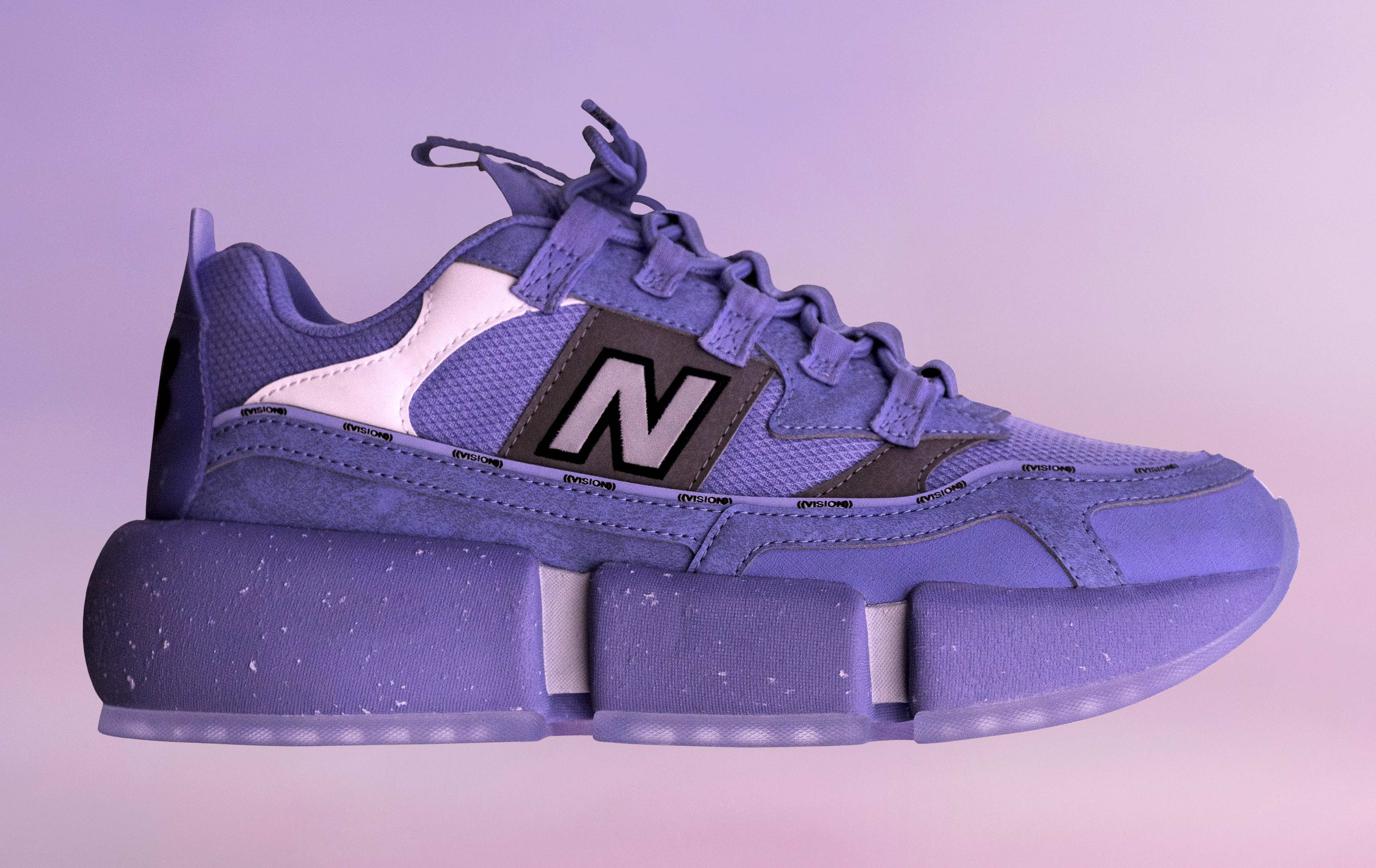 new balance chunky shoes