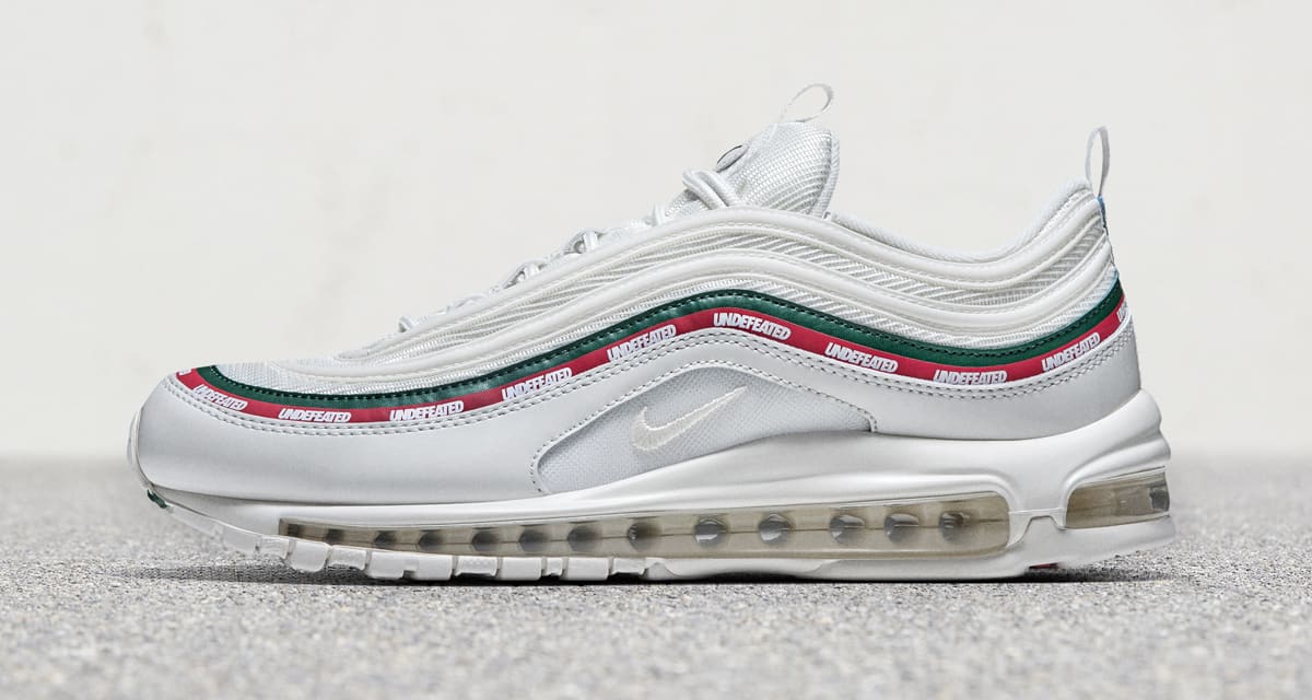 undefeated nike white